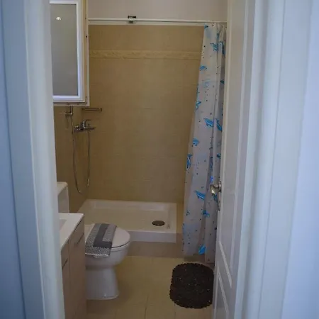 Lovely View * פארוס