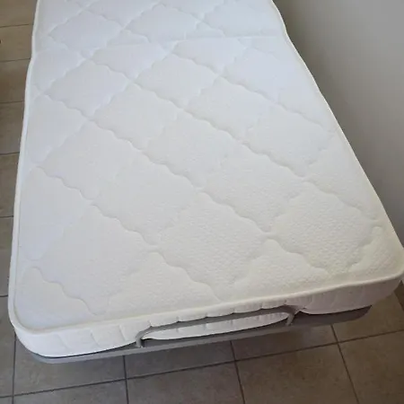 Lovely View Apartment *