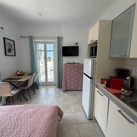 Kaniaris Sunset House Apartmán *